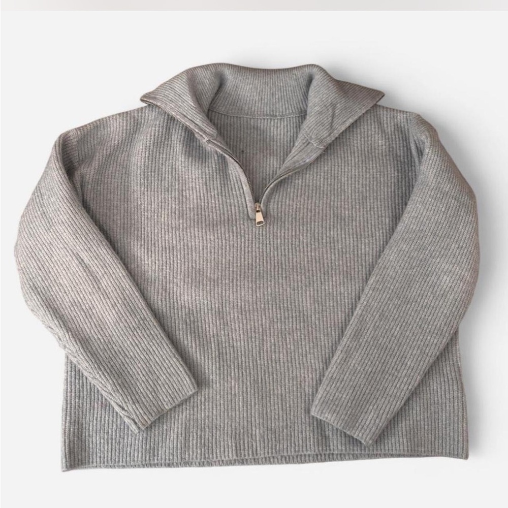 Cider Women's Gray Zip-Up Sweater